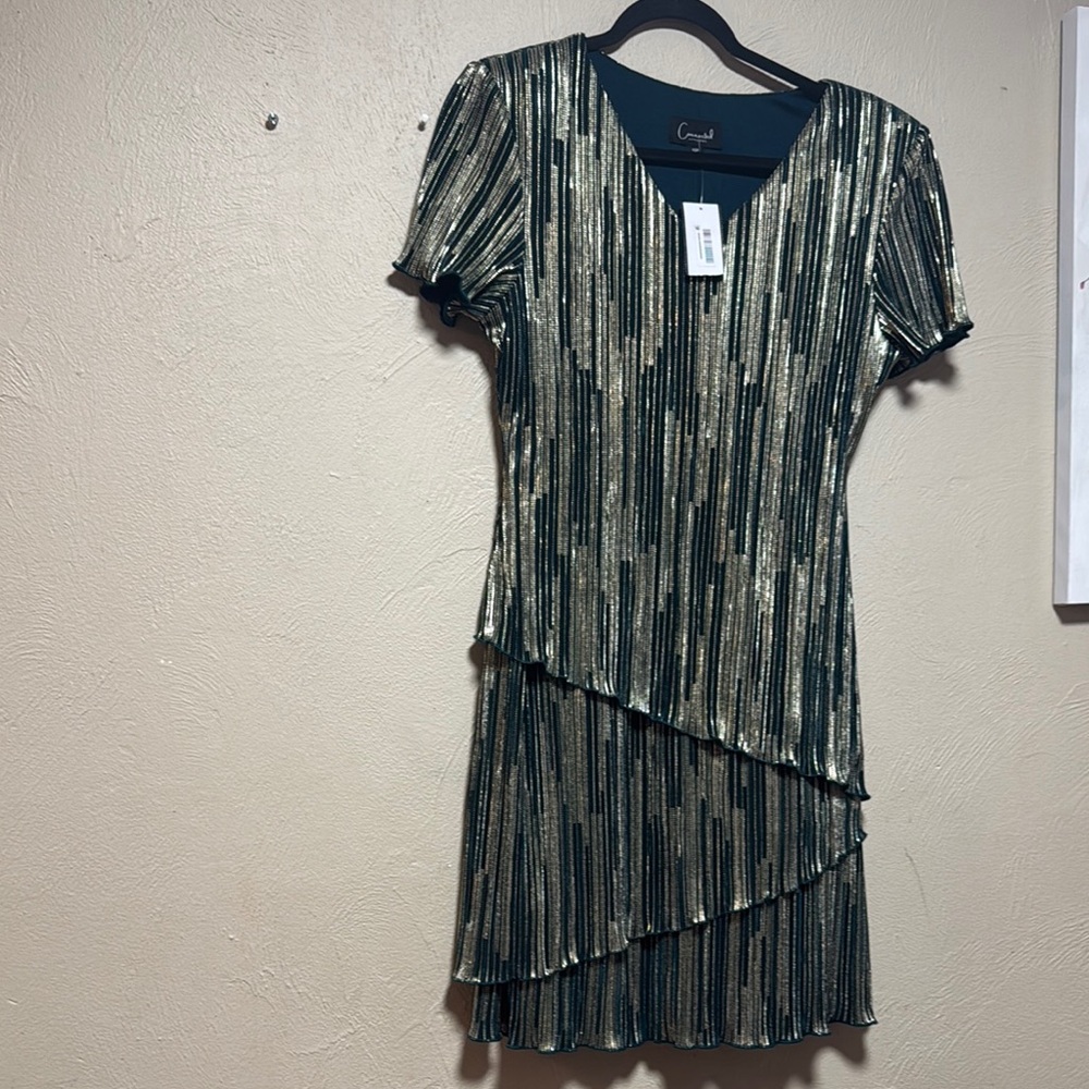 Elegant Green and Gold Dress